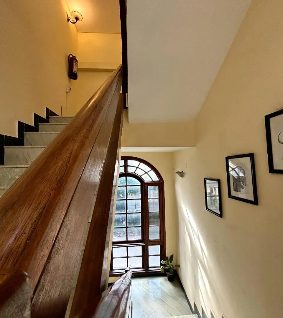 Bed & Breakfast Business Stay Gurgaon